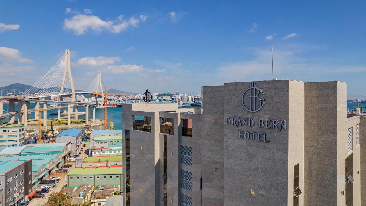 Yeongdo Grandbern Hotel Busan Exterior photo