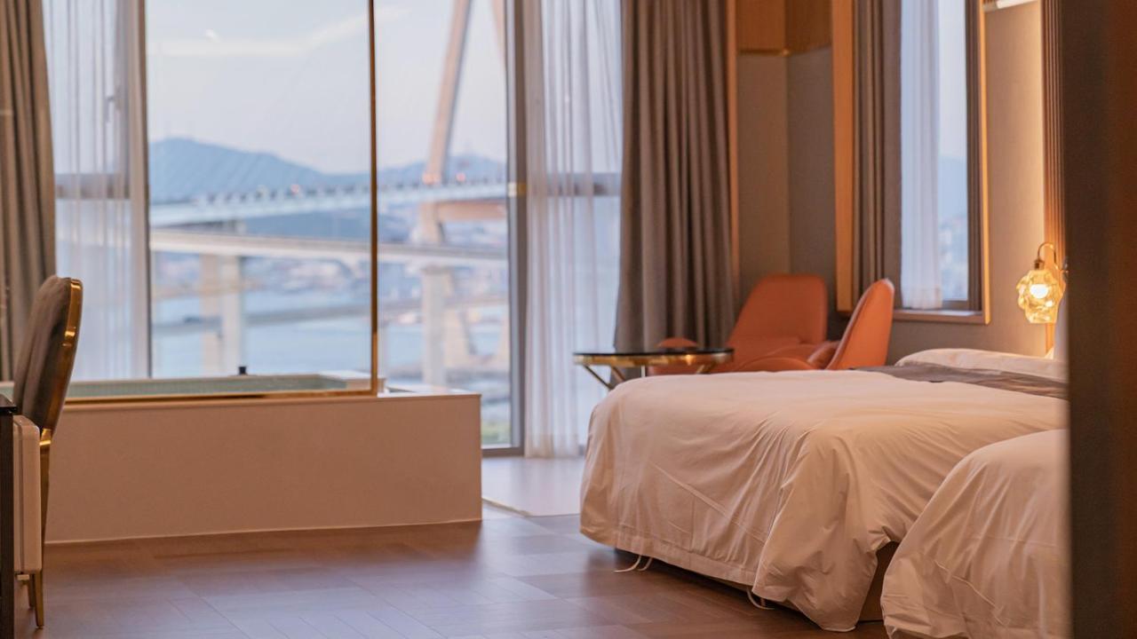 Yeongdo Grandbern Hotel Busan Exterior photo