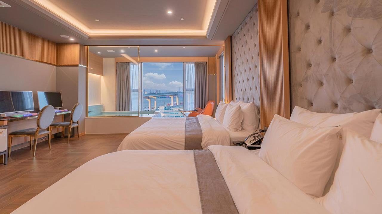 Yeongdo Grandbern Hotel Busan Exterior photo