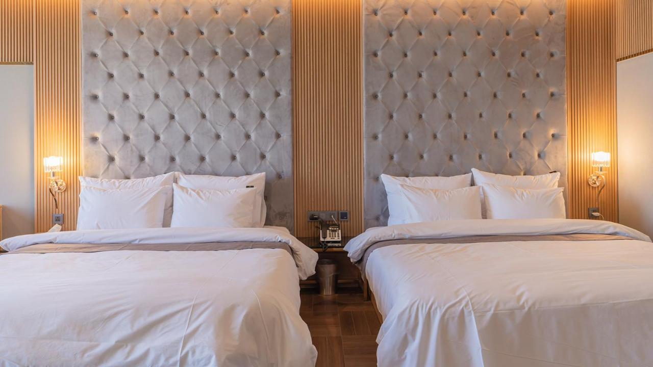 Yeongdo Grandbern Hotel Busan Exterior photo